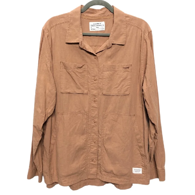 Top Long Sleeve By Rei In Tan, Size: Xl