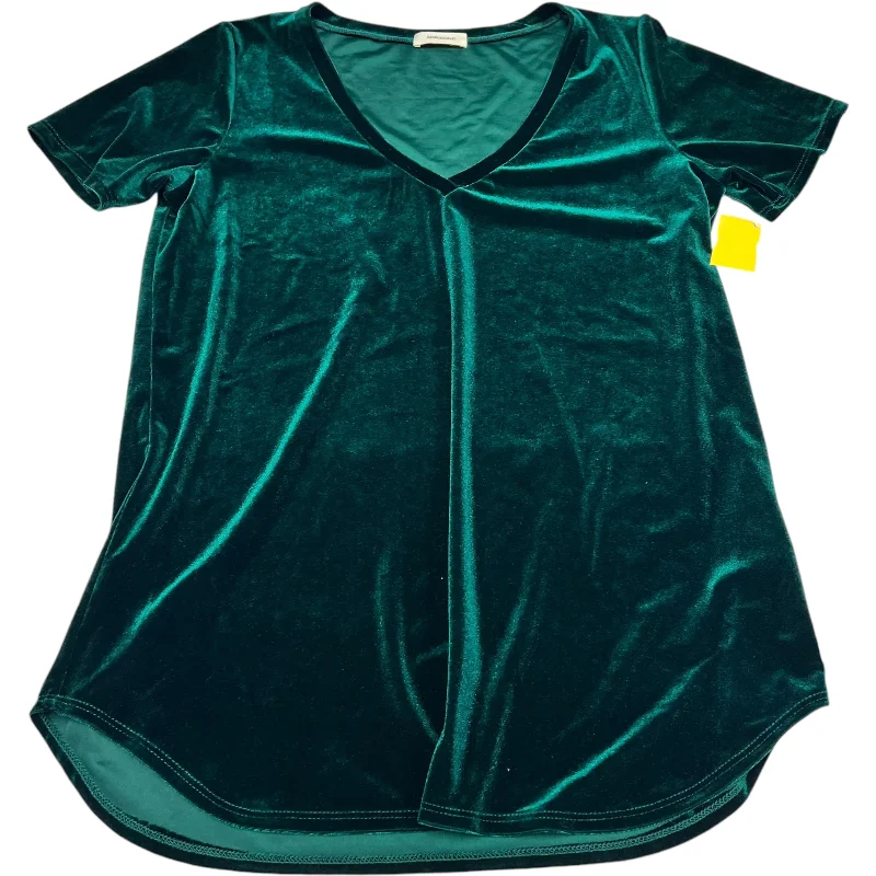 Top Short Sleeve Basic By Adrienne In Green, Size: L