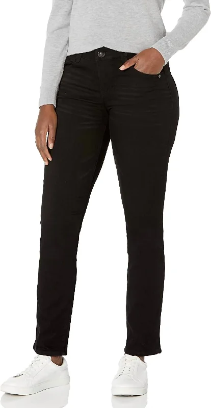 Curvy Straight Leg Pant In Black